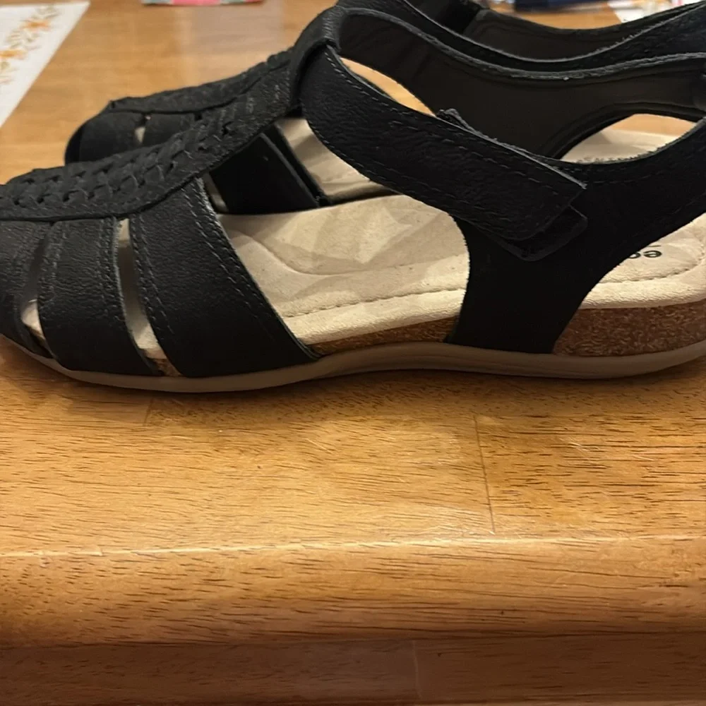 NWOT women’s size 10w Earth Origins sandals . - Picture 9 of 10